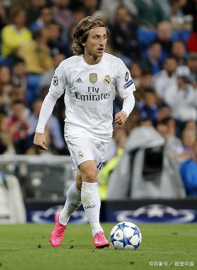 详解棒球规则中的触身球真假判定主审如何通过球的弹跳路径识别虚假